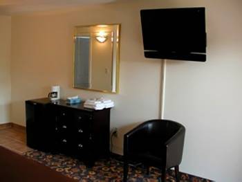 Americas Best Inn And Suites Niagara Falls 2*