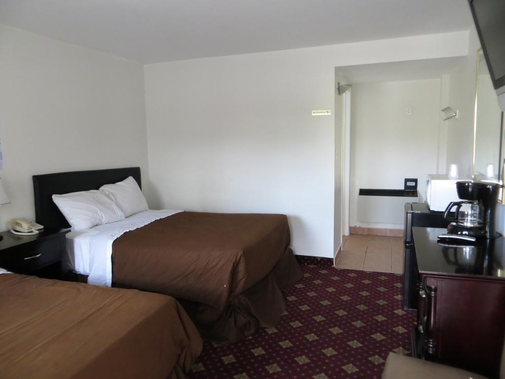 Americas Best Inn And Suites Niagara Falls Niagara Falls