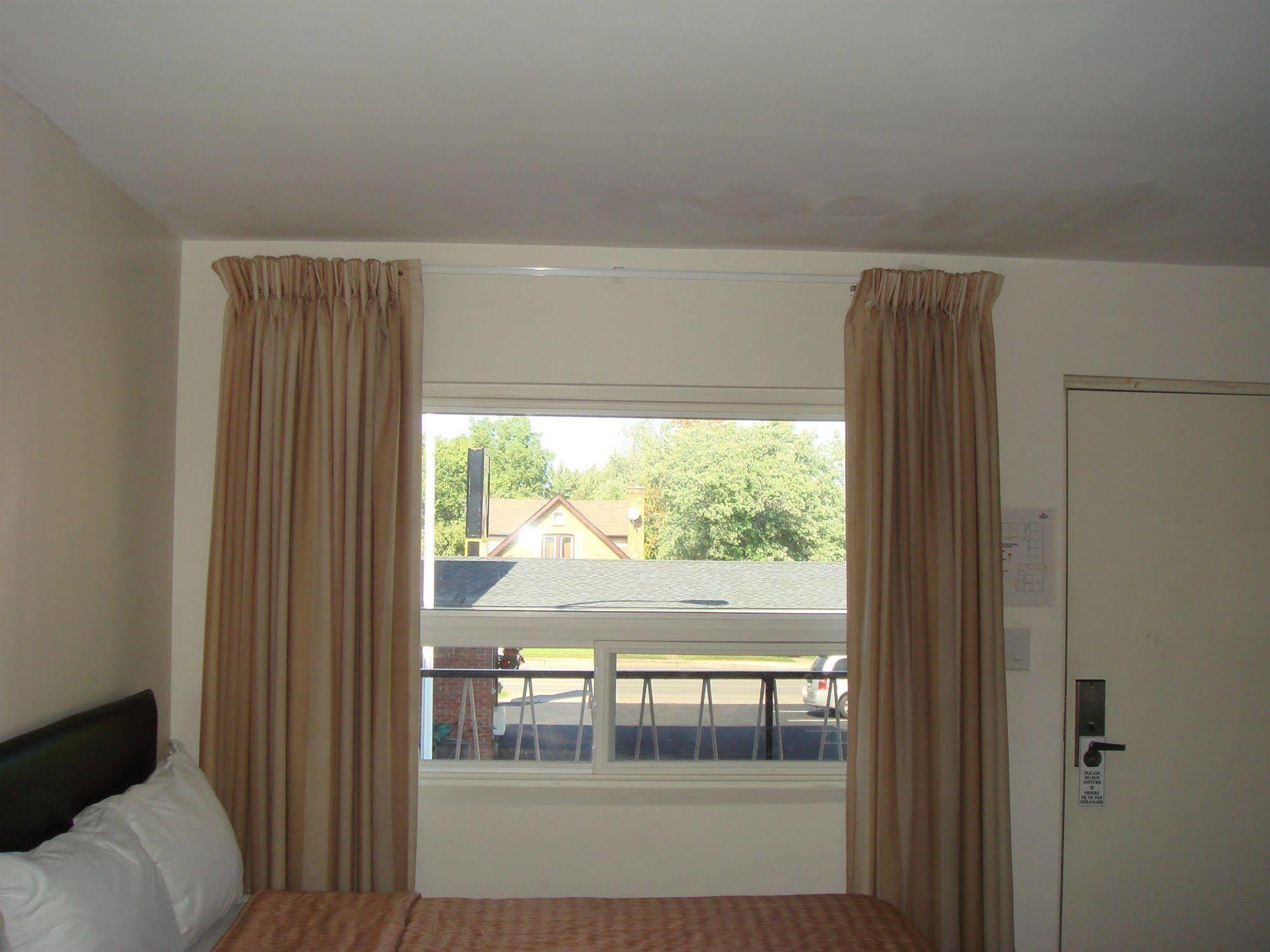 Motel Americas Best Inn And Suites Niagara Falls